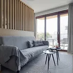 Zwirnovka-Brand New Apartment With Free Parking